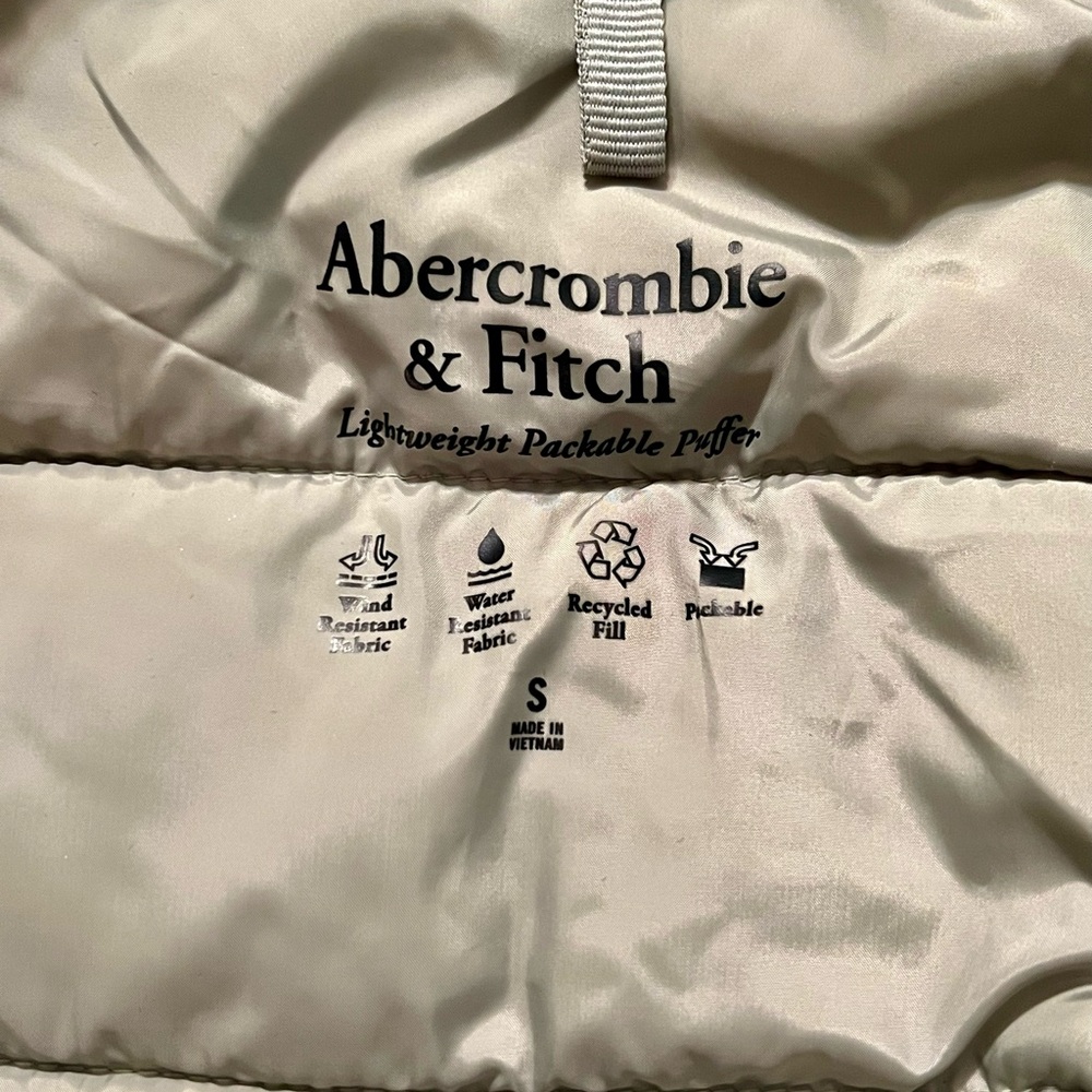 Abercrombie Packable Puffer Jacket - image 4
